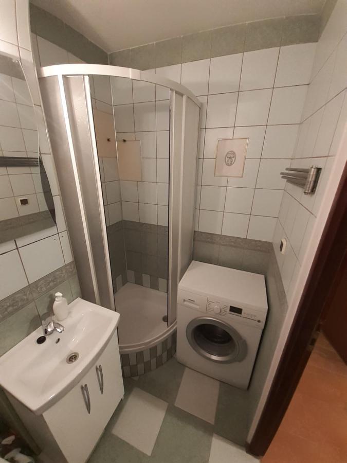 Centrum Zlote Tarasy Metro Rondo Onz Balkon Apartment Warsawa Bagian luar foto